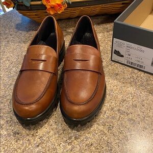 Ecco Modtray Penny Loafer Cognac EU 38 U.S. 7- 7.5 Leather (Shoes Only-No Box)